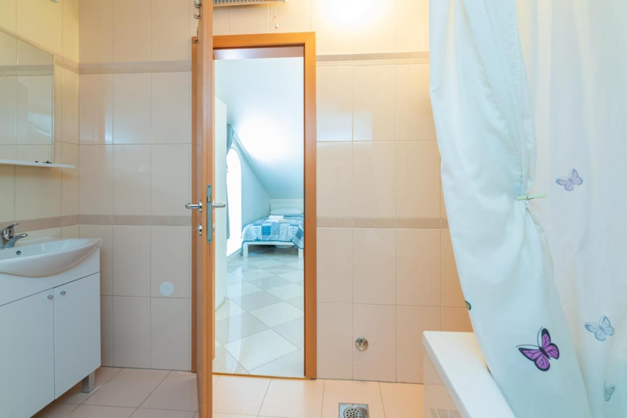 Apartment Mimoza 6, Baska, Krk מראה חיצוני תמונה