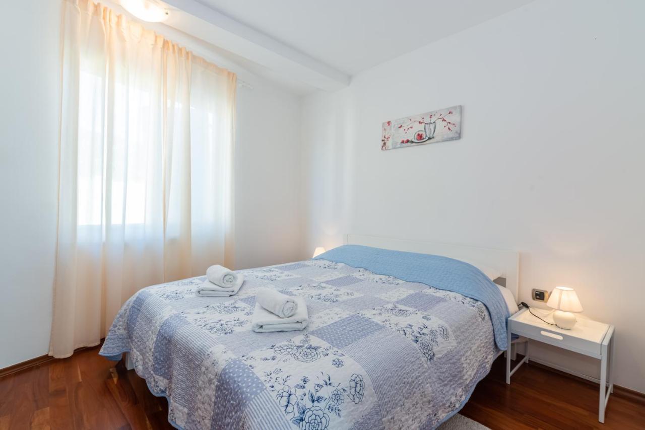 Apartment Mimoza 6, Baska, Krk מראה חיצוני תמונה